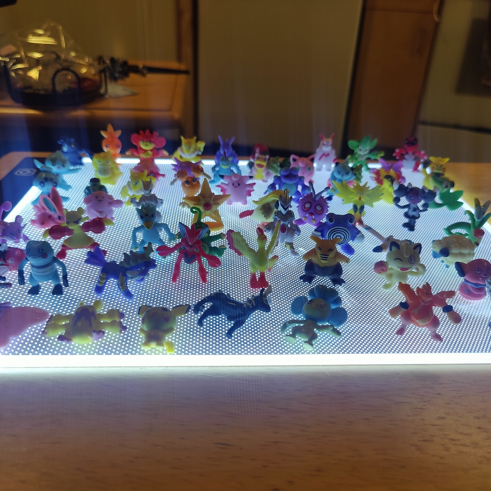 VINTAGE POKEMON FIGURES